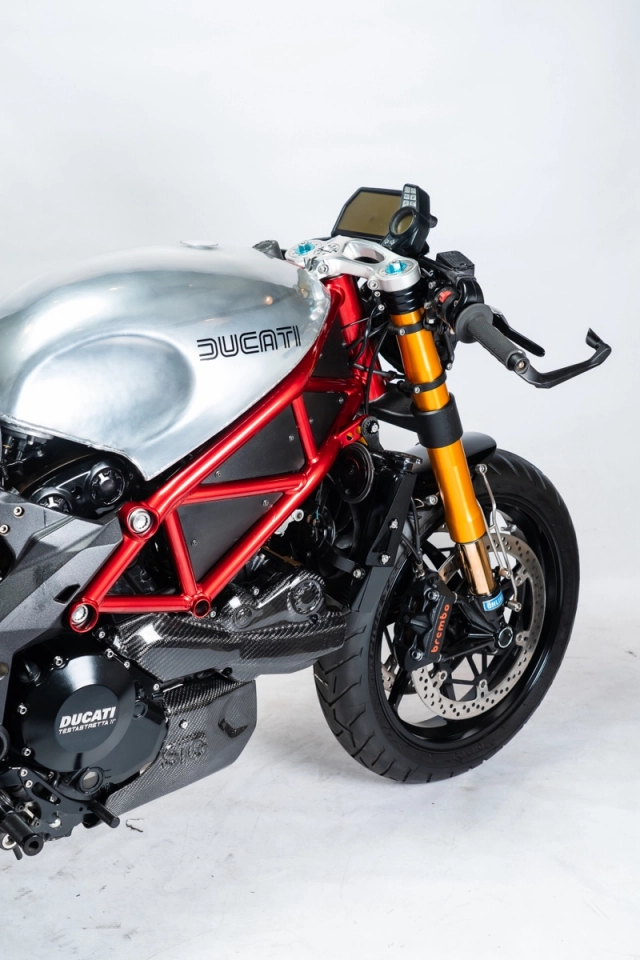 Ducati multistada 1200s độ cafe racer từ stg tracker