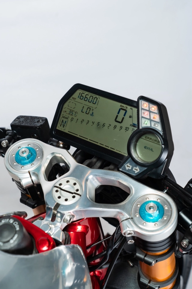 Ducati multistada 1200s độ cafe racer từ stg tracker