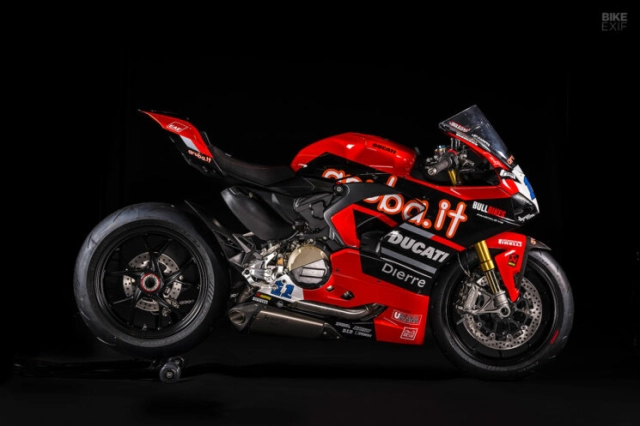 Ducati ra mắt một loạt xe panigale phiên bản giới hạn theo phong cách đường đua