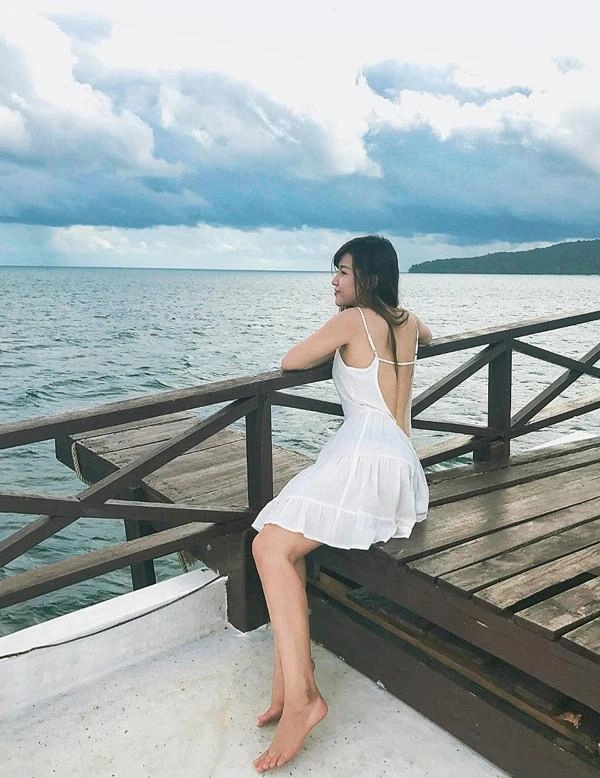 Đùi thô eo đồ sộ đó là những gì người ta thấy ở hình ảnh văn lâm chụp bạn gái