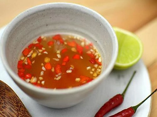 Dùng mì chính nước mắm thế nào cho tốt