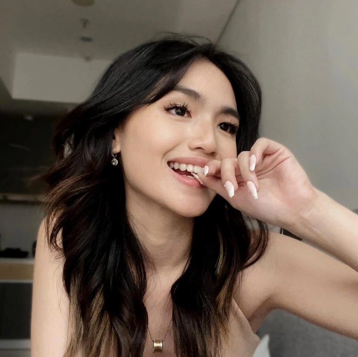 Dùng thứ nước chua loét để rửa mặt xịt lên tóc và uống loạt sao từ á đến âu nhận kết quả mỹ mãn