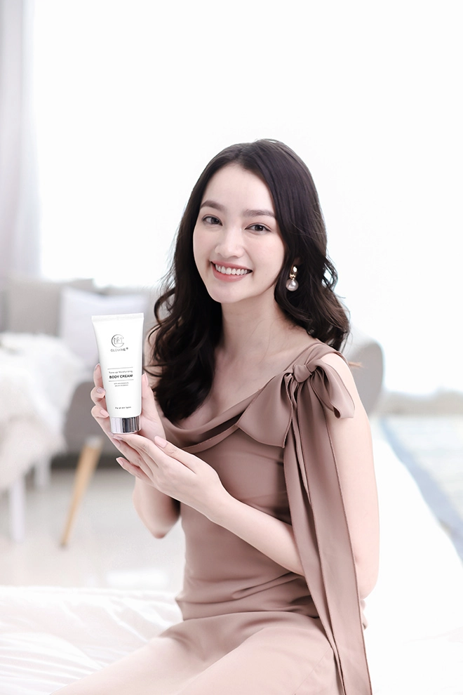 Được đích thân các sao việt tin dùng đây là kem dưỡng trắng da toàn thân bạn phải thử ngay
