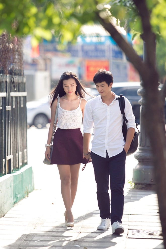 Fan tiếc hùi hụi với thời trang đôi ngọt lịm của hoàng oanh huỳnh anh