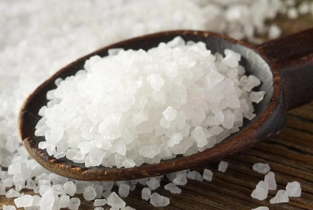 Gái bán hoa khét tiếng thời hy lạp cổ vào tù vẫn được tha bổng nhờ vẻ đẹp thần thánh