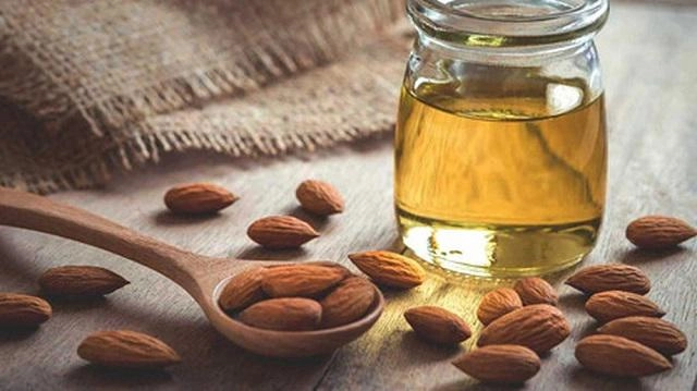 Gái bán hoa khét tiếng thời hy lạp cổ vào tù vẫn được tha bổng nhờ vẻ đẹp thần thánh