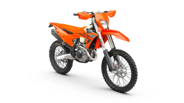 Gia đình xe địa hình enduro ktm exc 2025 chính thức lộ diện