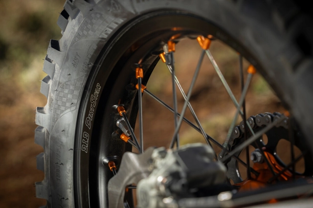 Gia đình xe địa hình enduro ktm exc 2025 chính thức lộ diện