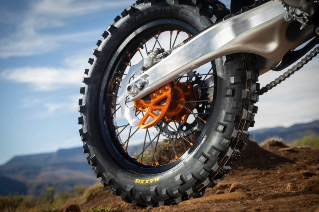 Gia đình xe địa hình enduro ktm exc 2025 chính thức lộ diện
