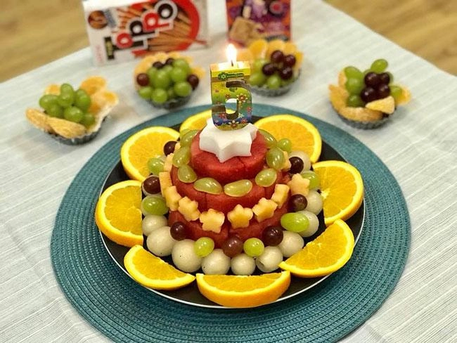 Gợi ý chuẩn bị tiệc sinh nhật khi bánh ga tô không có con lại muốn thổi nến