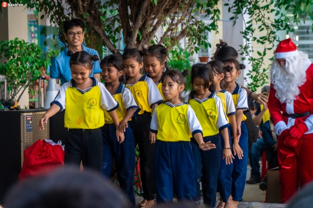 Hành trình thiện nguyện vì con chữ cho các em học sinh khó khăn của đoàn xe mô tô phân khối lớn
