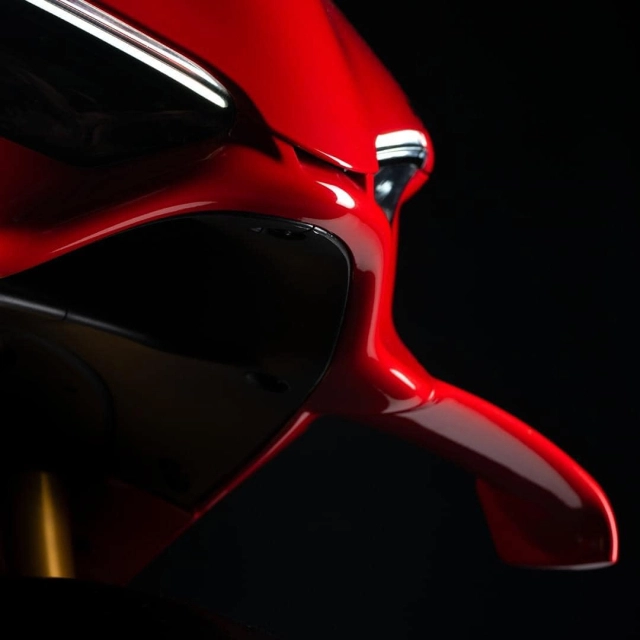 Hào hứng khi biết ducati panigale v4 s 2025 vừa ra mắt có sức mạnh và công nghệ đỉnh của chóp
