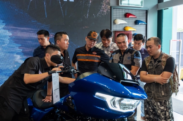 Harley-davidson street glide và road glide 2024 chính thức ra mắt tại việt nam