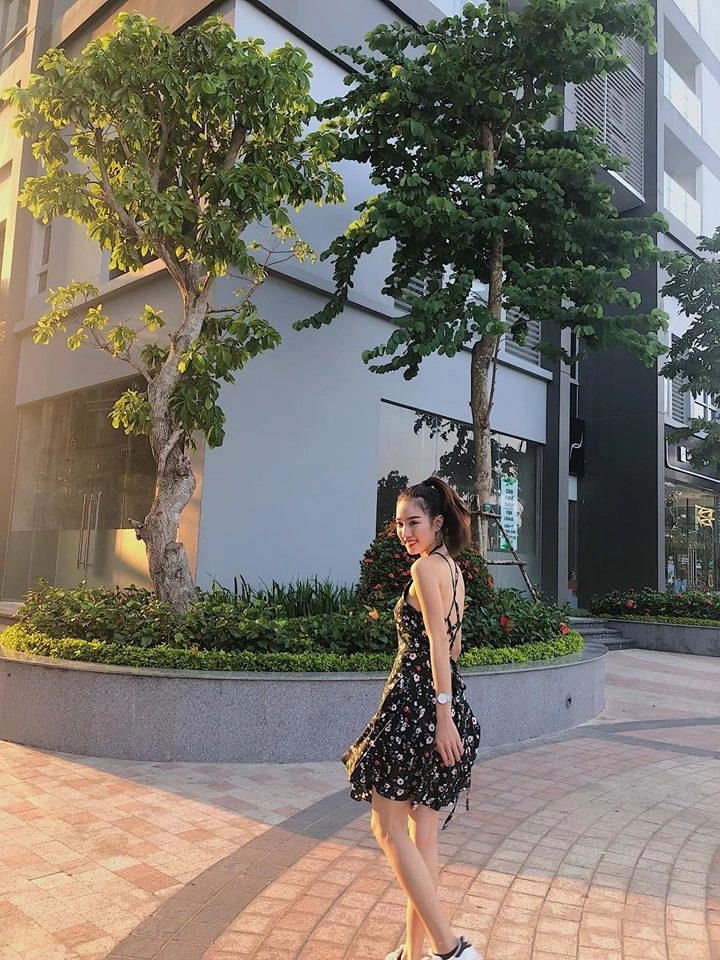 Hhvn 2018 xuất hiện bản sao hoàn hảo của thư ký kim vòng eo bé hơn cả ngọc trinh