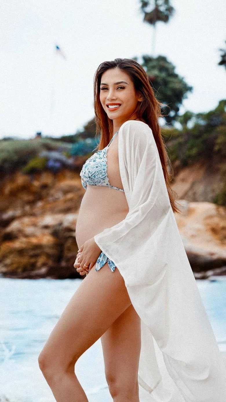 Hoa hậu có vòng 1 đẹp nhất việt nam khoe visual lúc mới vào nghề nhận khó ra vì khác một trời một vực
