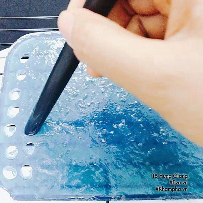 Hóa ra đây là cách làm trà sữa trân châu hoa đậu biếc mà chị em đang săn lùng
