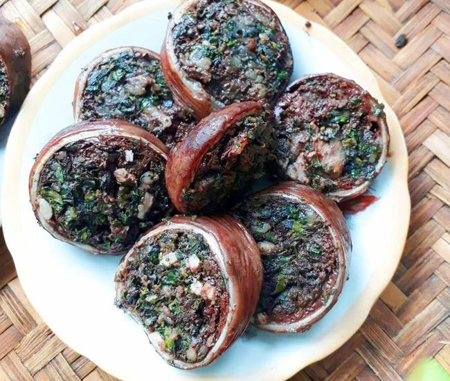 Học nàng kế toán cách làm dồi luộc chỉ nghe thôi đã phải nuốt nước miếng ừng ực