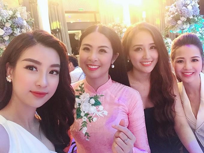 Hội bạn thân hoa hậu của vbiz nhan sắc thì toàn cực phẩm người thấp nhất đã 1m73