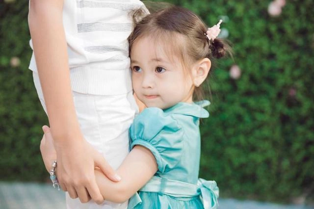 Hội con gái sao việt xinh như thiên thần mới nhất là công chúa lai nhà đoan trang