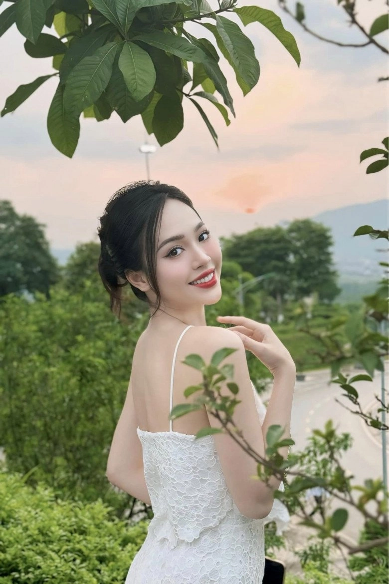 Hội hoa á hậu việt đồng loạt đổi kiểu tóc để tránh nóng các nàng tham khảo để ứng dụng ngay