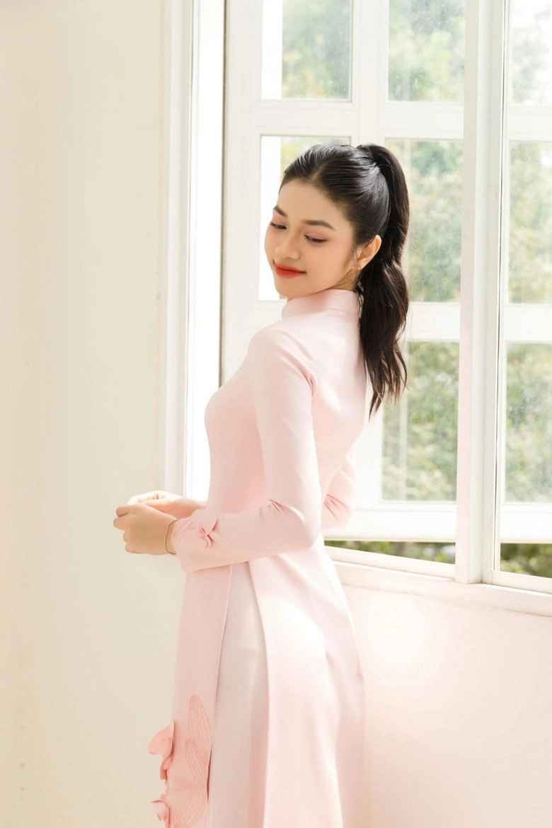 Hội hoa á hậu việt đồng loạt đổi kiểu tóc để tránh nóng các nàng tham khảo để ứng dụng ngay