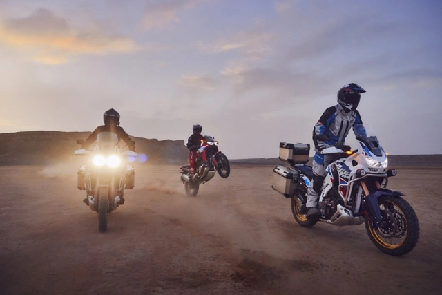 Honda nx500 2024 và africa twin 2024 có giá bán tại việt nam làm ae chơi xe mô tô thích thú