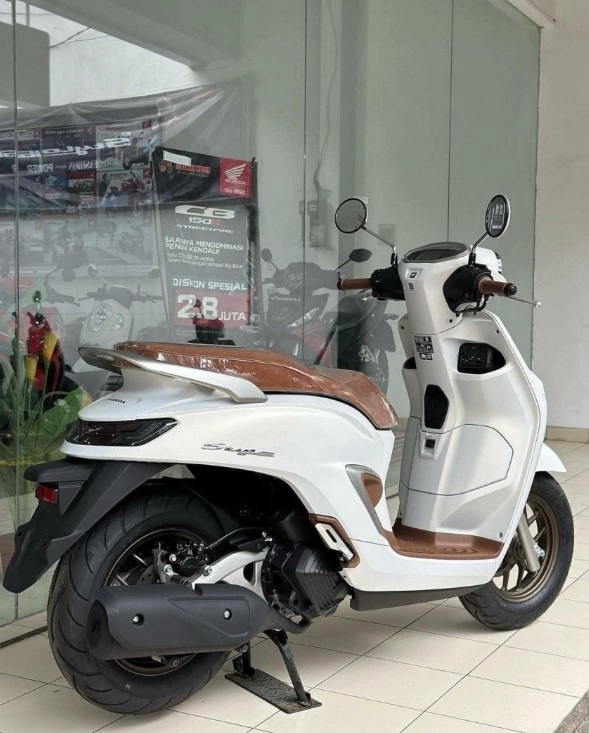 Honda stylo 160 tư nhân giảm giá sâu đến 10 triệu đồng để đón đầu hàng chính hãng