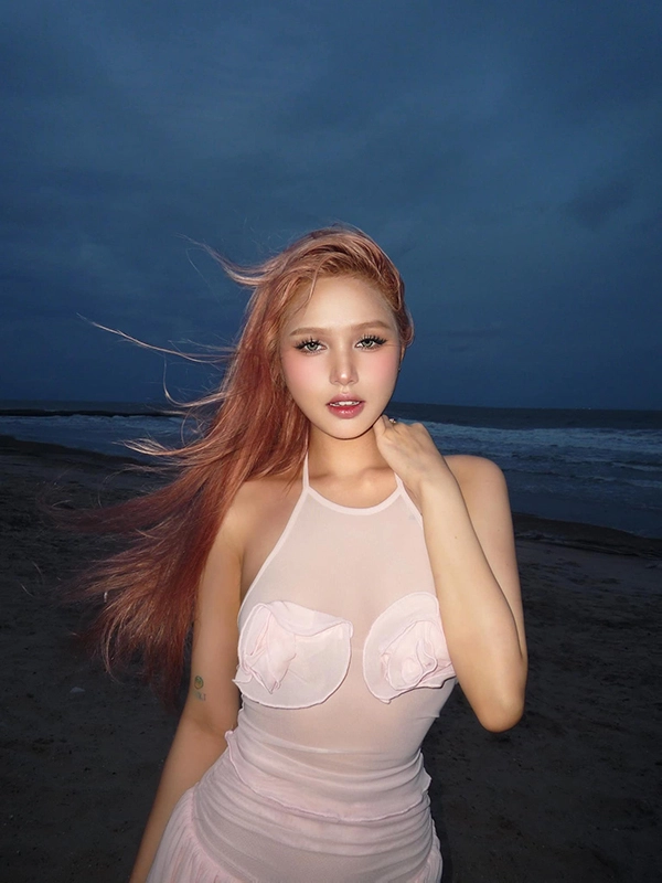 Hot girl xinh đẹp xoài non có làn da căng mọng nhờ dùng loại dưỡng chất này