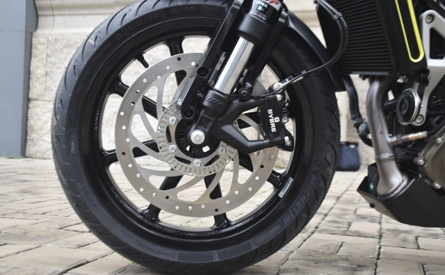 Husqvarna việt nam giảm giá mạnh đến 67 triệu đồng cho bộ đôi svartpilen 