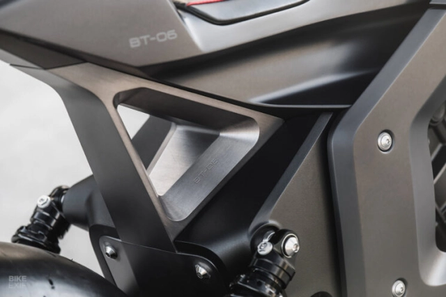 Indian scout độ xu hướng tương lai được mệnh danh blacktrack bt-06