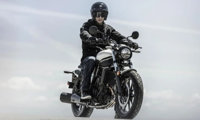 Kawasaki đang tiếp tục phát triển các sản phẩm trong nhóm hybrid