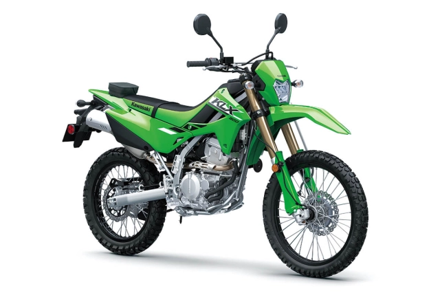 Kawasaki klx300 và klx300sm ra mắt phiên bản cho năm 2025