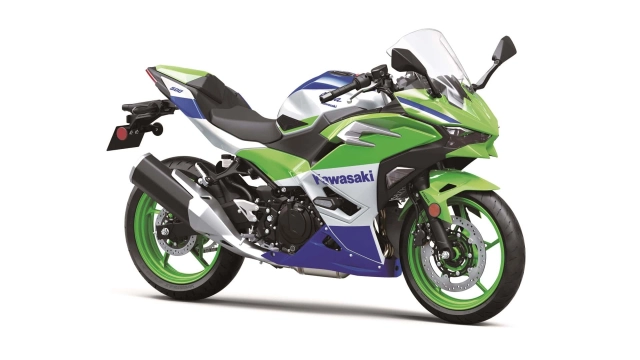 Kawasaki ninja 500 phiên bản kỷ niệm 40 năm ra mắt thị trường