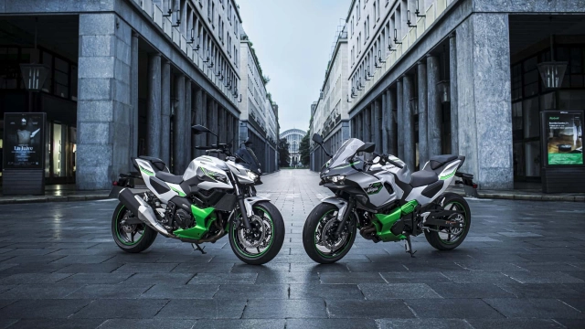 Kawasaki ninja 7 và z7 hybrid 2024 đã chính thức ra mắt thị trường với giá dễ tiếp cận