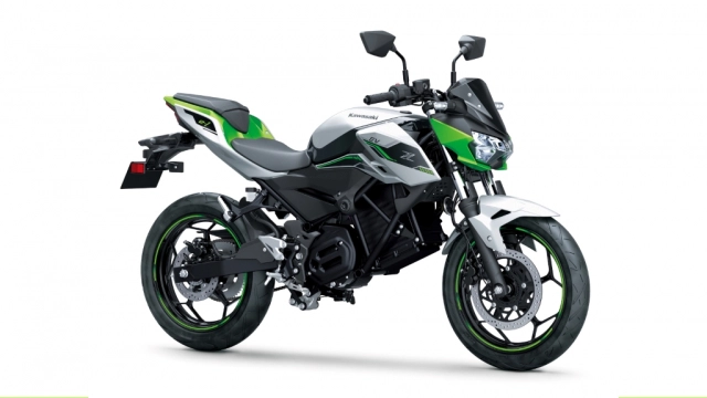Kawasaki ninja e-1 và z e-1 chính thức ra mắt
