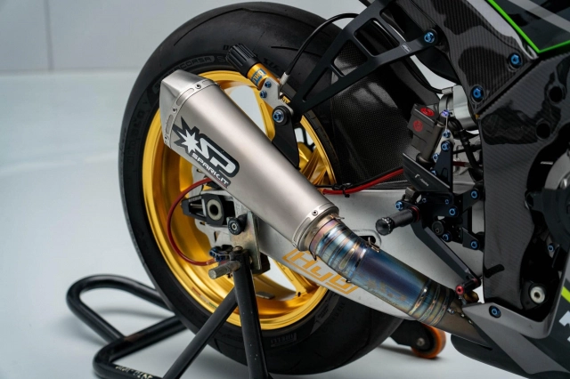 Kawasaki ninja zx-10r độ đặc sắc hóa thân thành xe đua wsbk
