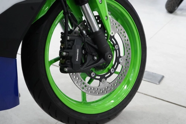 Kawasaki ninja zx-25rr 2024 phiên bản kỷ niệm 40 năm đã ra mắt rồi nè ae ơi