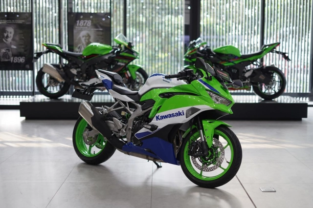 Kawasaki ninja zx-25rr 2024 phiên bản kỷ niệm 40 năm đã ra mắt rồi nè ae ơi