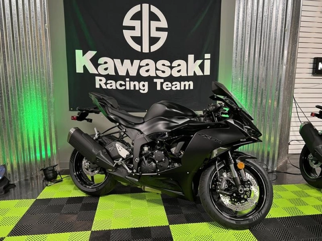 Kawasaki ninja zx-6r 2024 đổ bộ thị trường ấn độ với giá từ 300 triệu đồng