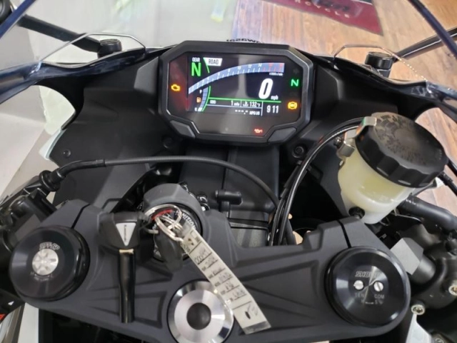 Kawasaki ninja zx-6r 2024 đổ bộ thị trường ấn độ với giá từ 300 triệu đồng