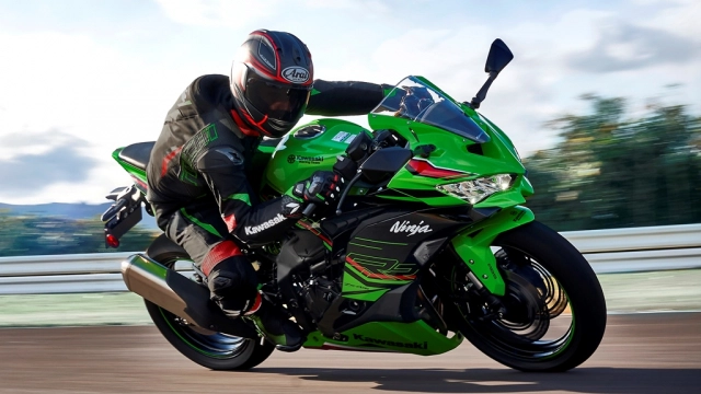 Kawasaki tung ra chiếc cúp one-make ninja zx-4rr tại ý
