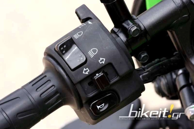 Kawasaki và mẫu xe số 125cc độc chiêu ngầu hơn hàng tá xe côn tay hiện nay