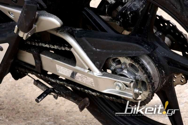 Kawasaki và mẫu xe số 125cc độc chiêu ngầu hơn hàng tá xe côn tay hiện nay
