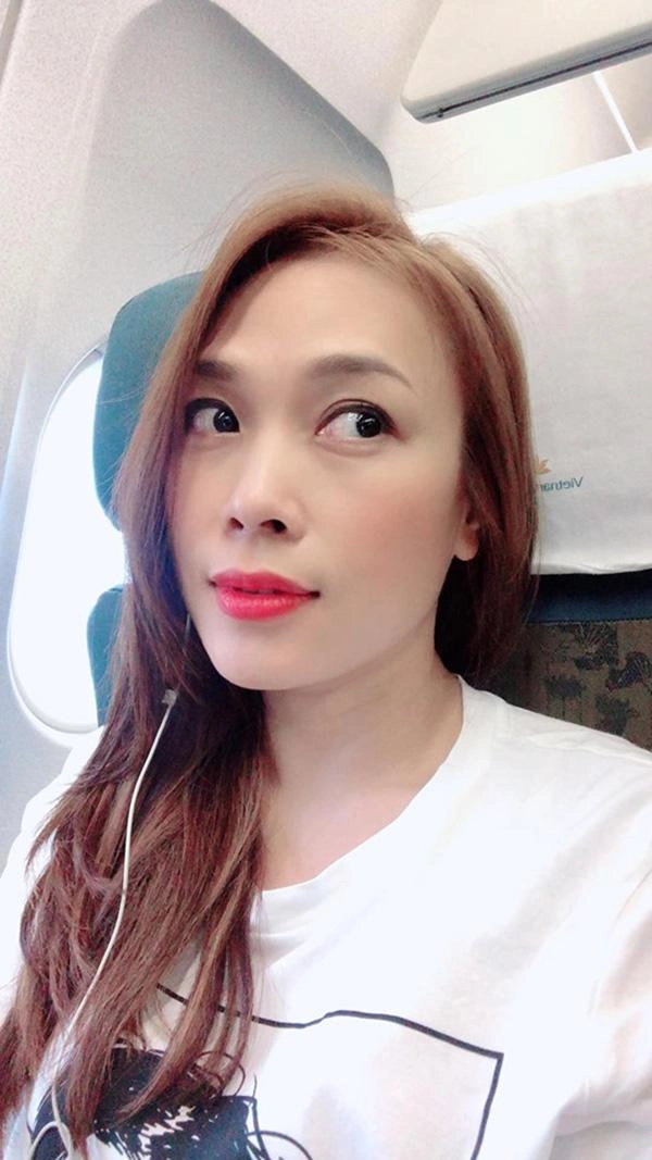 Khoe hình selfie nhan sắc không tuổi mỹ tâm khiến cả đàm vĩnh hưng cũng phải ngây ngất