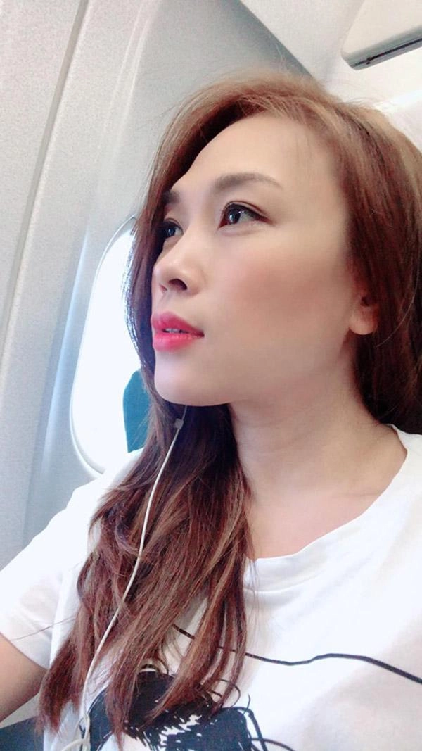 Khoe hình selfie nhan sắc không tuổi mỹ tâm khiến cả đàm vĩnh hưng cũng phải ngây ngất
