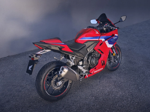 Không chỉ những anh lớn bộ đôi honda cbr500r 2024 và cb500 hornet 2024 cũng ra mắt tại việt nam