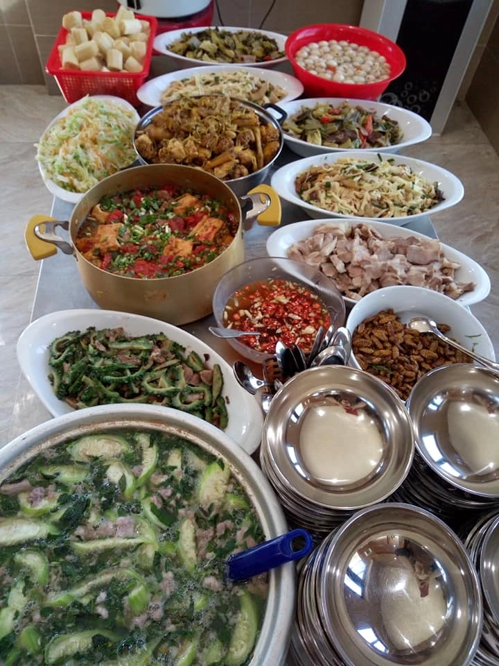Không đâu như thanh hóa cơm văn phòng đều là buffet ai thấy cũng chết thèm