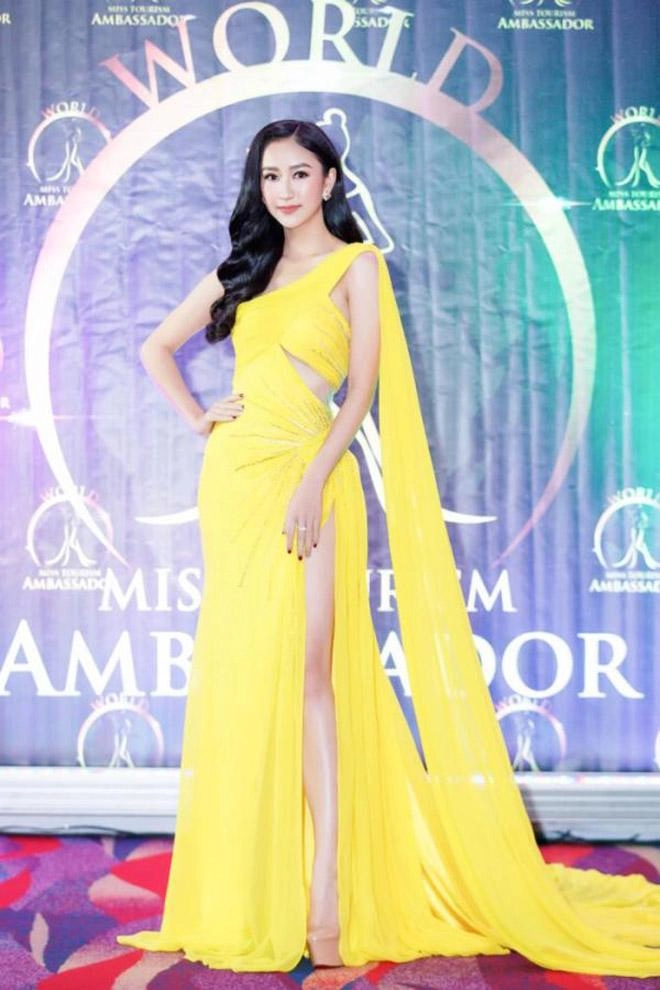 Không phải khoe vòng 1 đây mới là điểm sao việt thích khoe nhất 2017