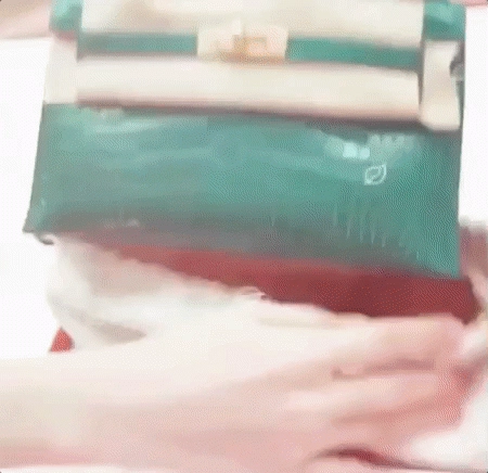 Không phải núi đồ hiệu đây mới là bức hình hot nhất của ngọc trinh khi quần quật shopping