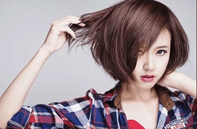 Kiểu tóc ngắn cho mặt tròn đẹp nhất dẫn đầu xu hướng 2019